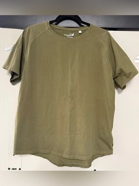 Tezo workout shirt